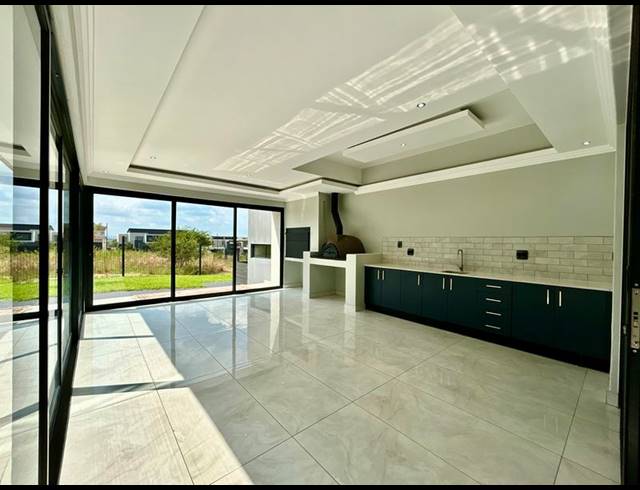 7 BEDROOM HOUSE FOR SALE IN MIDSTREAM RIDGE